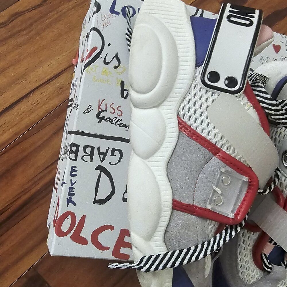 moschino sneaker